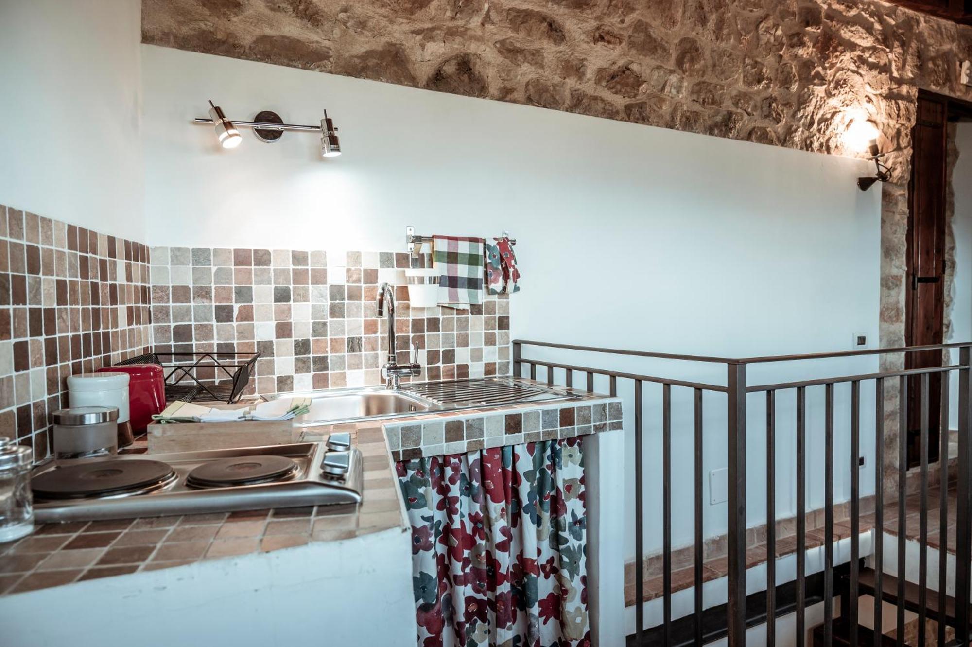 Locanda Persei Bed & Breakfast Prossedi Dış mekan fotoğraf